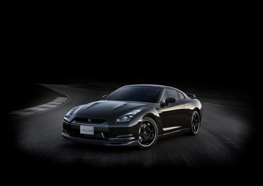  Nissan GT-R Spec V 2009 года  (фото 35 из 40)